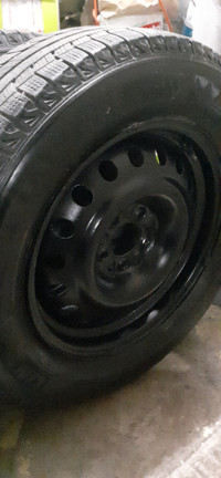 4 pneus d hiver et roues d acier 17 pouces