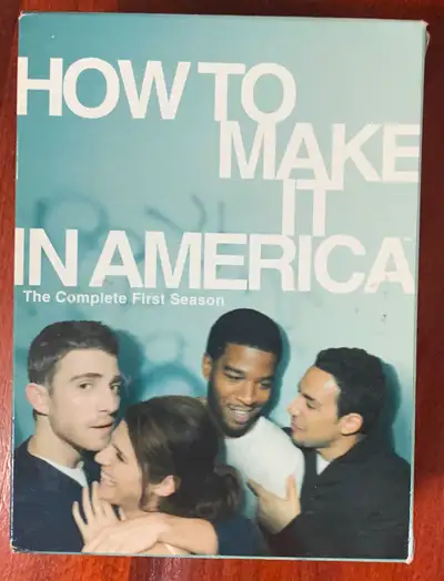 DVDs HOW TO MAKE IT IN AMERICA season 1 DVDs and original packaging are in very good condition We li...