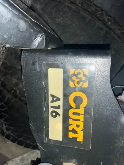 Curt 5th wheel. Only used a few times. Near new condition. 306-930-9688