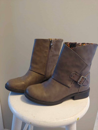 Women's Blowfish boots