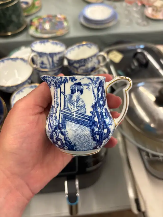 Royal Crown Derby Teacup Set63347536629635124