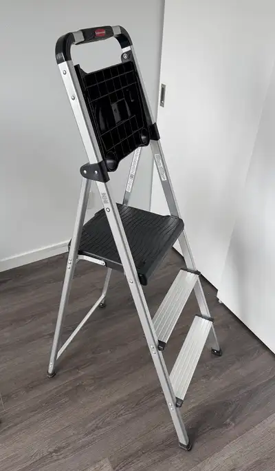Rubbermaid 3-Step Ladder, View more
