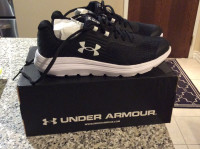 Under Armour Men running shoes Brand new