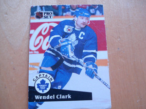 Pro Set Wendel Clark Hockey Trading Cards