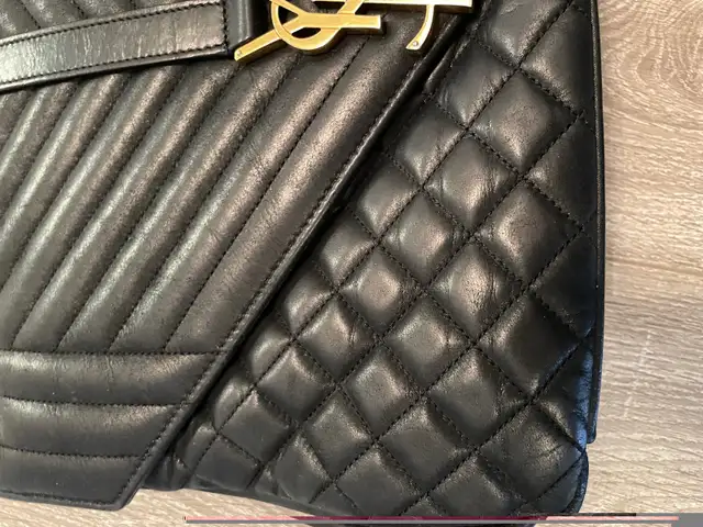 YSL Saint Laurent authentic bag ：Price not negotiable in Women's - Bags & Wallets in City of Toronto - Image 4