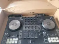 Dj controller Traktor S3 Kontrol 