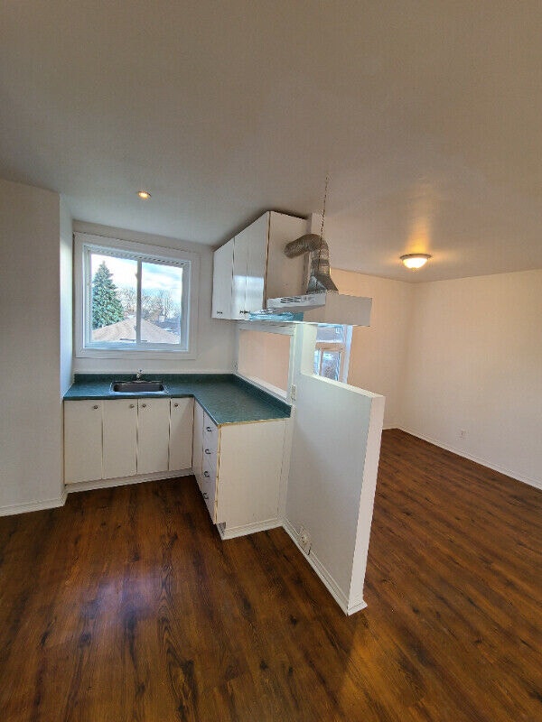 3 1/2 au 2e étage à louer SalaberrydeValleyfield Locations longue