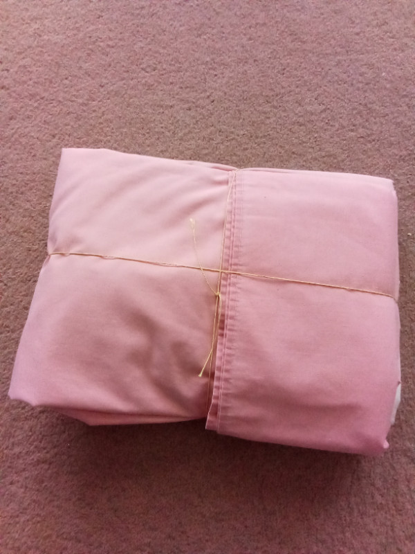 Cotton Sheets for a DOUBLE BED in Bedding in Kingston - Image 2