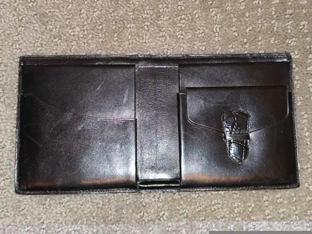 Handmade Faux Croc Patent Genuine Leather Billfold Men Wallet in Men's in Calgary - Image 3