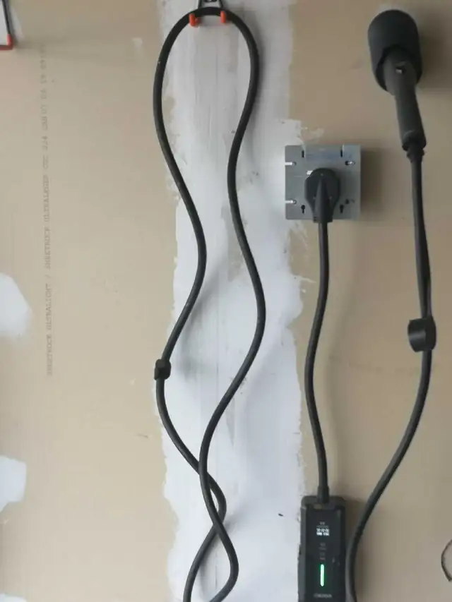 Electrician522604448055961602