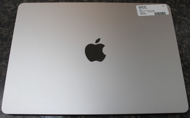 Macbook Air (M2, 2022) in Laptops in Peterborough - Image 4