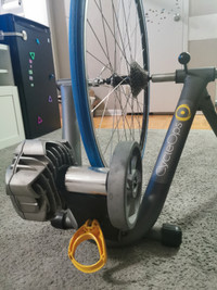CycleOps Fluid2 trainer 