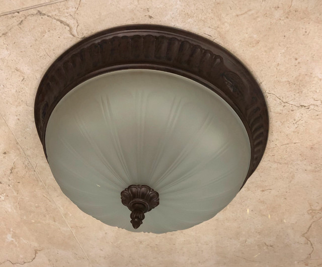 Ceiling light: $15Lighting Features: dimmableSize: Height in Indoor Lighting & Fans in Markham / York Region