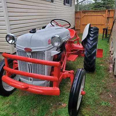 Ford 8n tractor very good condition runs good. Pto and 3 pt hitch. Back blade. 3800.00 Text 519 429...