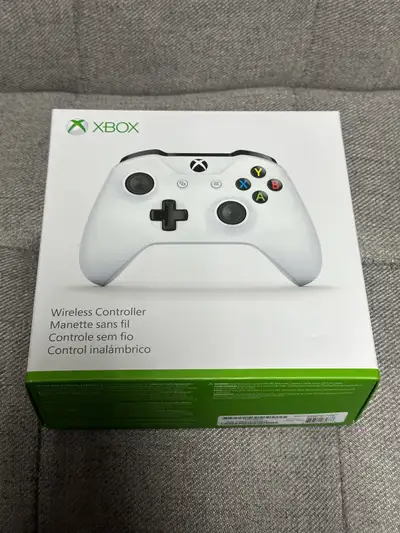 Xbox One Controller White With Box, View more