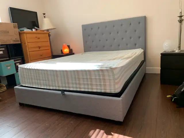 BNIB lift up storage bed with hydraulic lift  in Beds & Mattresses in Chilliwack - Image 2