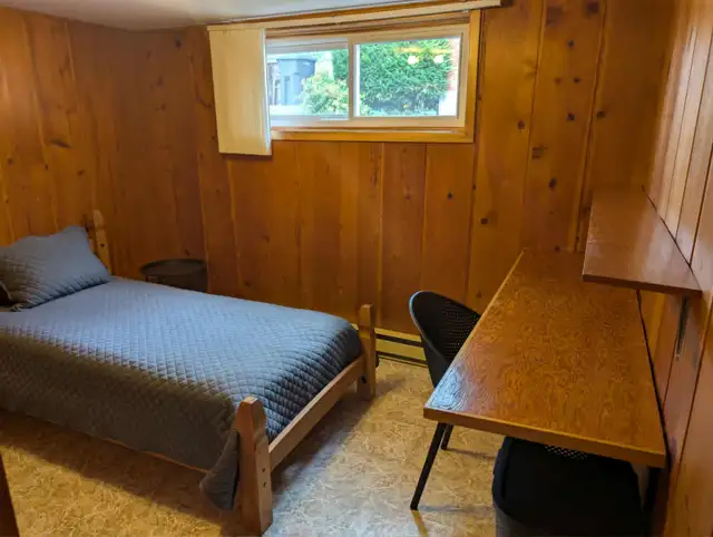 Chambres à louer dans sous-sol privé – secteur Université. in Room Rentals & Roommates in Sherbrooke - Image 4