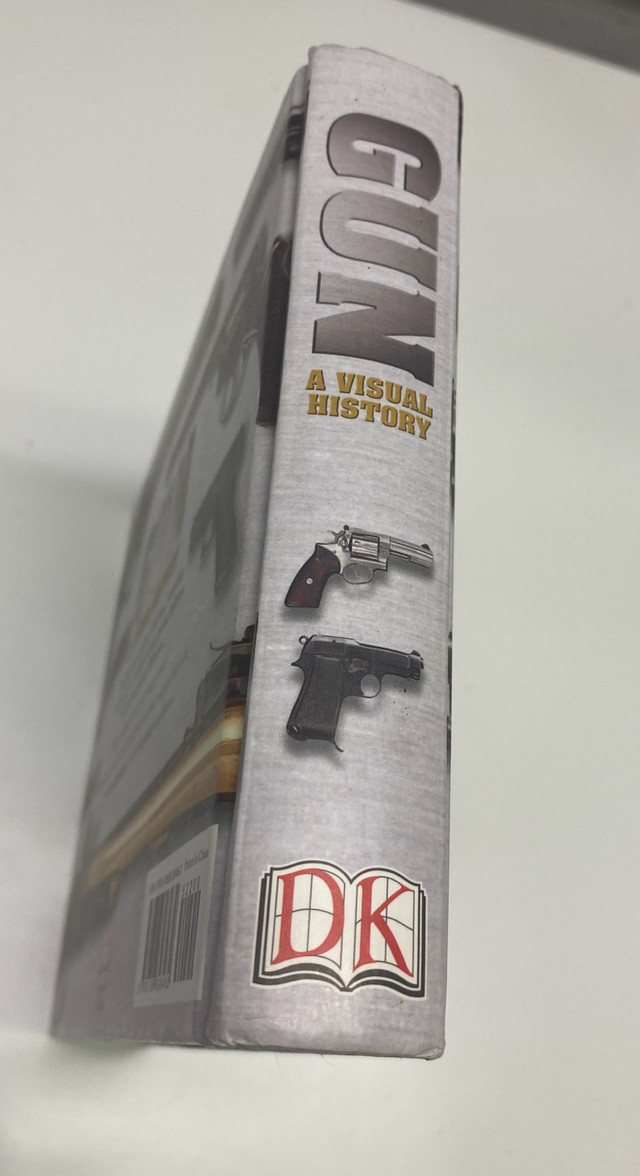 Gun visual history book in Non-fiction in Edmonton - Image 3