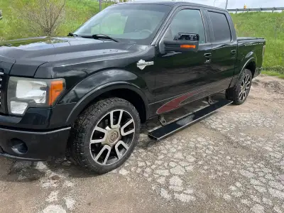 2010 Ford F150 Harley Davidson edition 5.4 fully loaded sunroof, premium Sony sound system touch scr...