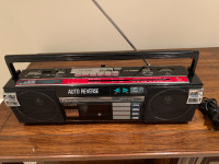 Vintage Panasonic RX-FM27 Boombox Stereo Radio auto-reverse
