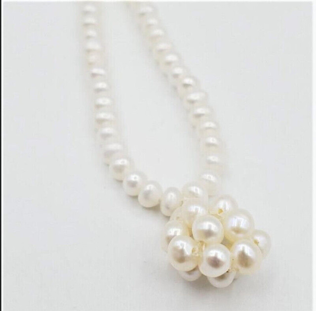 Art4u2enjoy (J) Button Pearl Necklace 190 Pearls w/a 700.00$ in Jewellery & Watches in Pembroke - Image 4