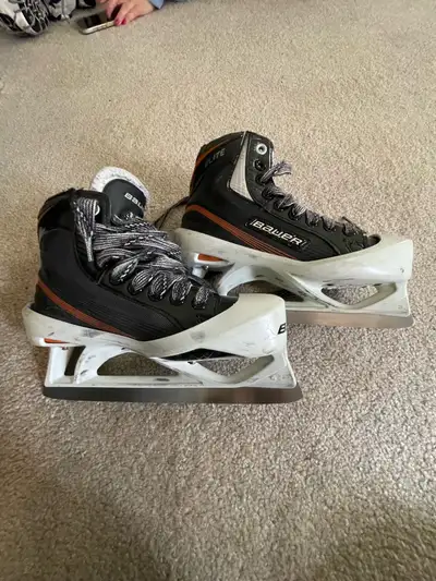 Bauer elite Goalie ice hockey skates (SIZE 3D, and 4 in shoes), View more