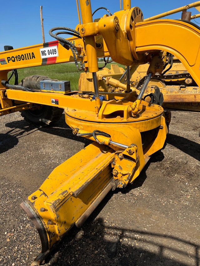 2008 PQ190 grader LOW HOURS Heavy Equipment Edmonton Kijiji