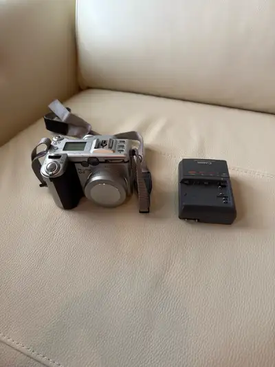 Canon Powershot G6, View more