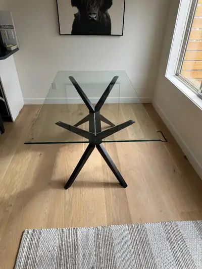 Kitchen table FOR SALE, View more
