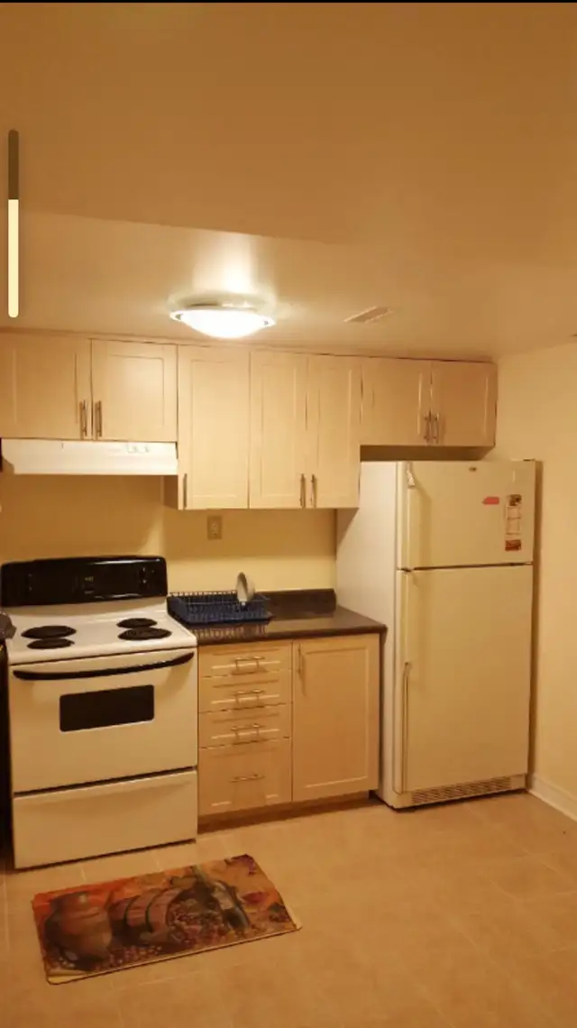 Furnished girls room Mississauga Heartland square one 1-Oct63860084792579123