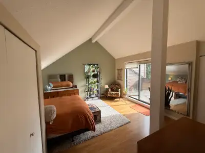 2 Beds 2 Baths - Apartment Bright & Spacious 2 Bed, 2 Bath Apartment – Unfurnished Rent: $2,000/mont...