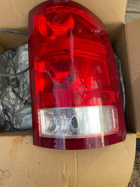 Used 2007-2013 GMC Sierra Right Side Tail Light