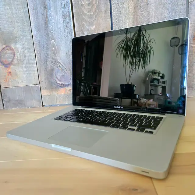 Macbook Pro Mid 2012 15" | Intel i7 | 16 Gb RAM | SSD 256 Gb in Laptops in Laval / North Shore - Image 7