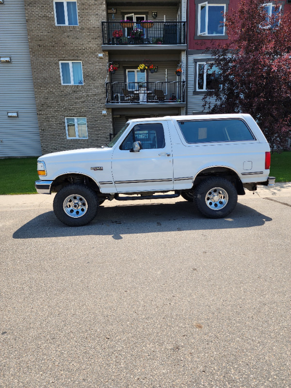 1992 Ford Bronco in Classic Cars in Regina