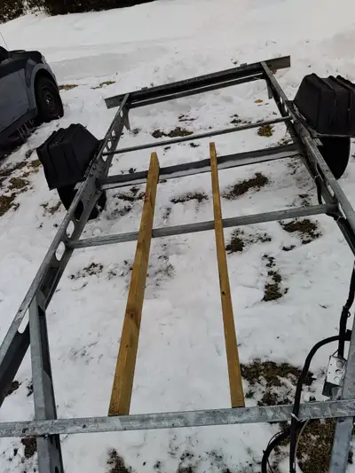 Trailer galvaNizer 16' soide charge 3500lbs pour vtt ou syde by side debarras 1499$ un petit 4x,8 pl...