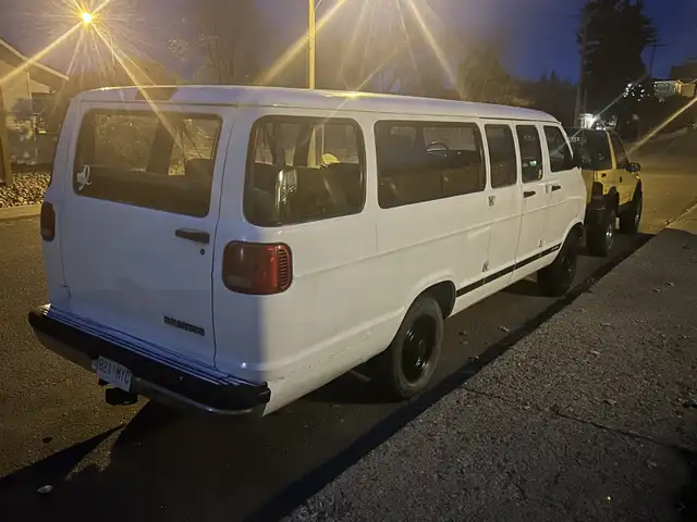 81 vette, dodge 3500, seadoo, snowbikes, Geo Chev tracker. Quad in Other in Regina - Image 10