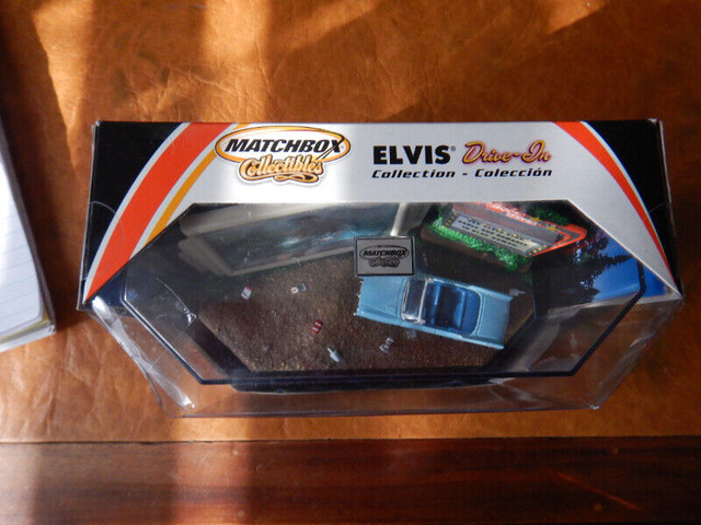 ELVIS PRESLEY COLLECTIBLE BLUE HAWAII DRIVE IN MATCHBOX SERIES in Arts & Collectibles in City of Toronto - Image 4