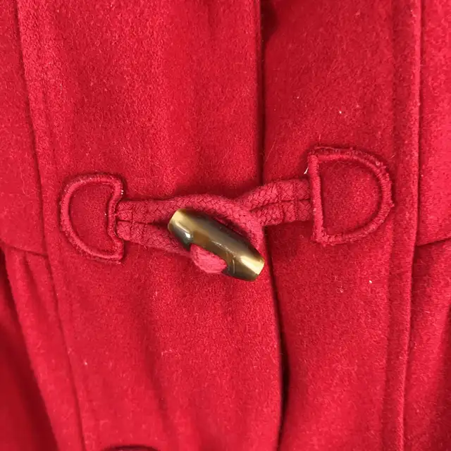 red “little riding hood” warm dress coat 4t-5t in Kids & Youth in Ottawa - Image 6