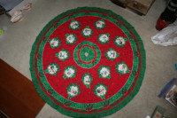 CHRISTMAS TREE SKIRT 36 INCHES ACROSS Quilted Embroidered Trim