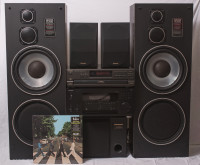HiFi Audio System for sale.