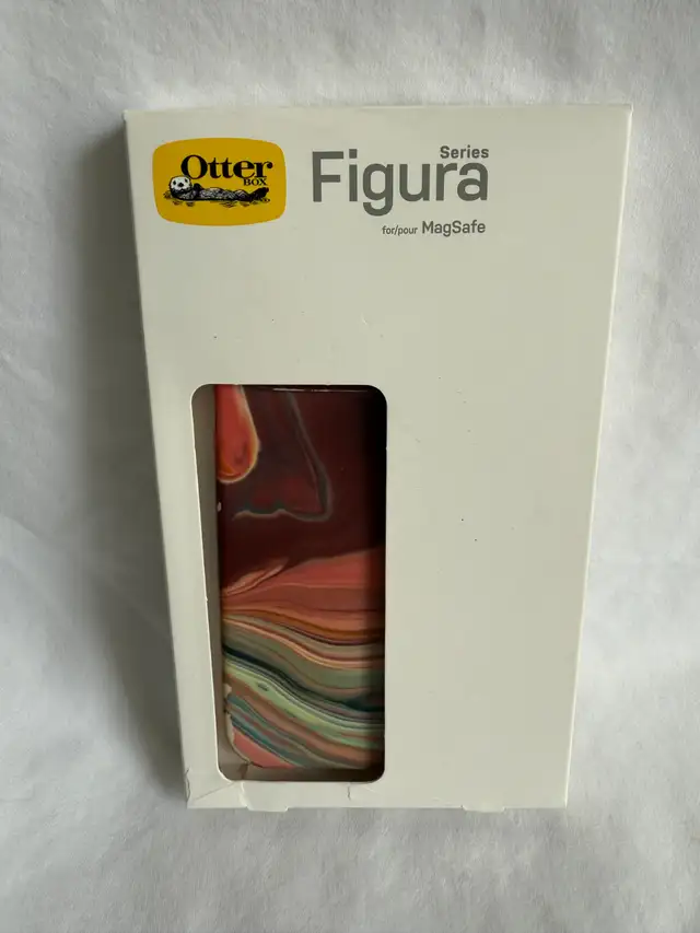 OTTERBOX iPhone 13 Pro Soft Touch, Flexible, Protective Case in Cell Phone Accessories in Markham / York Region - Image 3