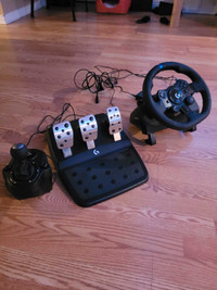 Logitech G923 Steering Wheel/Pedals/Gear Shifter