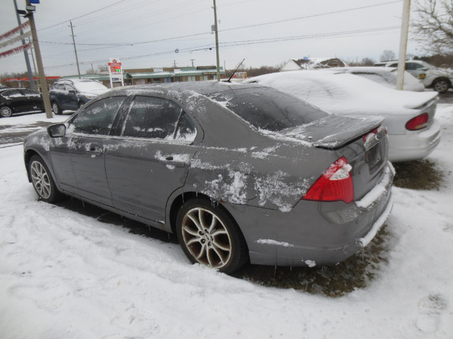 Parting Out, 2012 Ford Fusion SEL. in Auto Body Parts in St. Catharines - Image 2