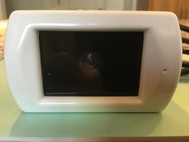 Caméra de couleur (vision arrière) pour VR . dans Pièces et accessoires pour VR et autocaravanes  à Longueuil/Rive Sud