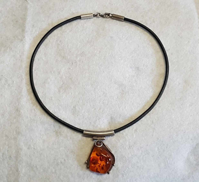 Amber 925 silver Necklace in Jewellery & Watches in Whitehorse