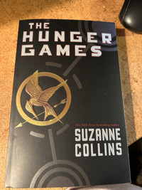Hunger games paperback 