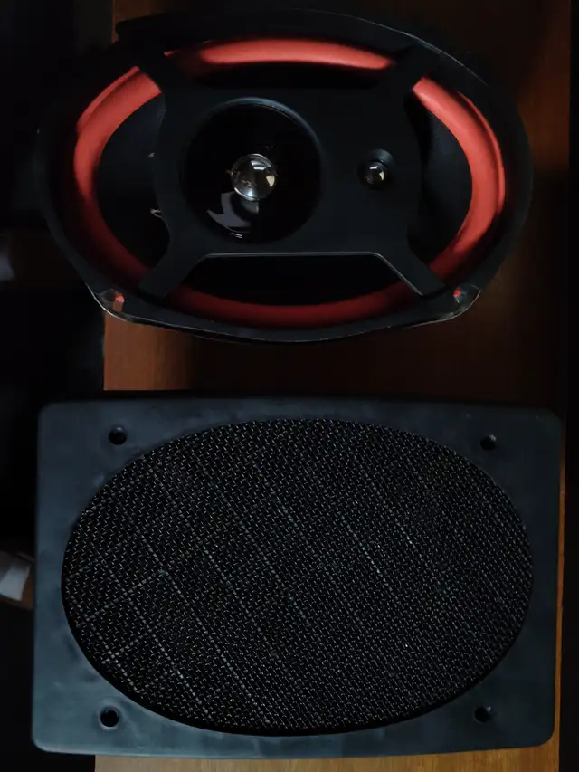 Car speakers in Speakers in Markham / York Region - Image 8