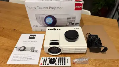RCA Home Theater Projector RPJ116 Complete w/ Box HDMI, View more