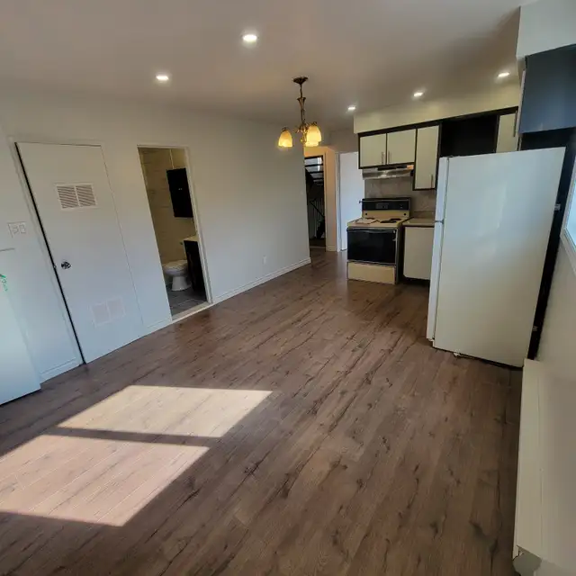 4½ lumineux entièrement rénové à Longueuil – 1er juillet