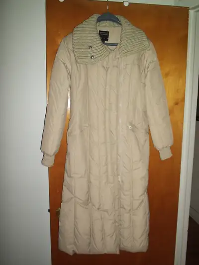 Axara manteau d'hiver en duvet / Down winter coat, View more
